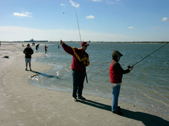 SCOUT TP 161 FISHING TRIP TO HEUGONOT PARK_102806_014